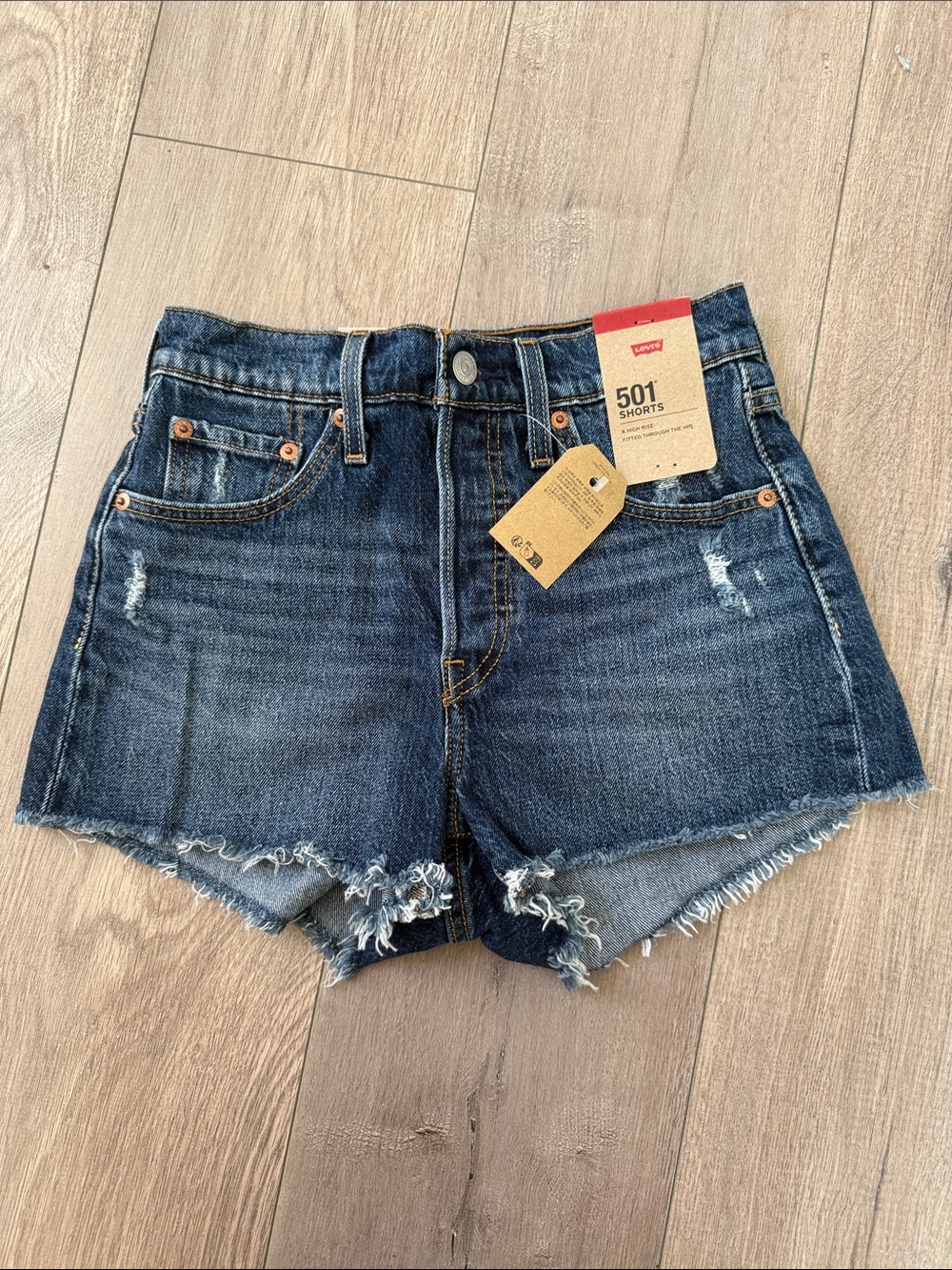 NWT Levis 501 Jean Shorts